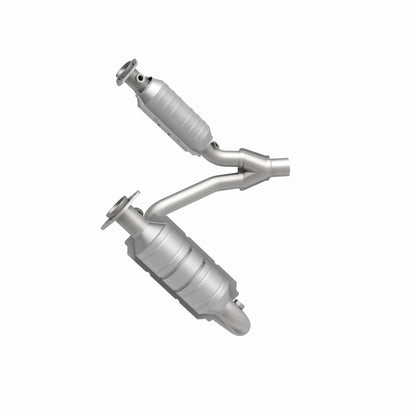 MagnaFlow 06 Mitsubishi Raider Direct Fit Catalytic Converter (California)