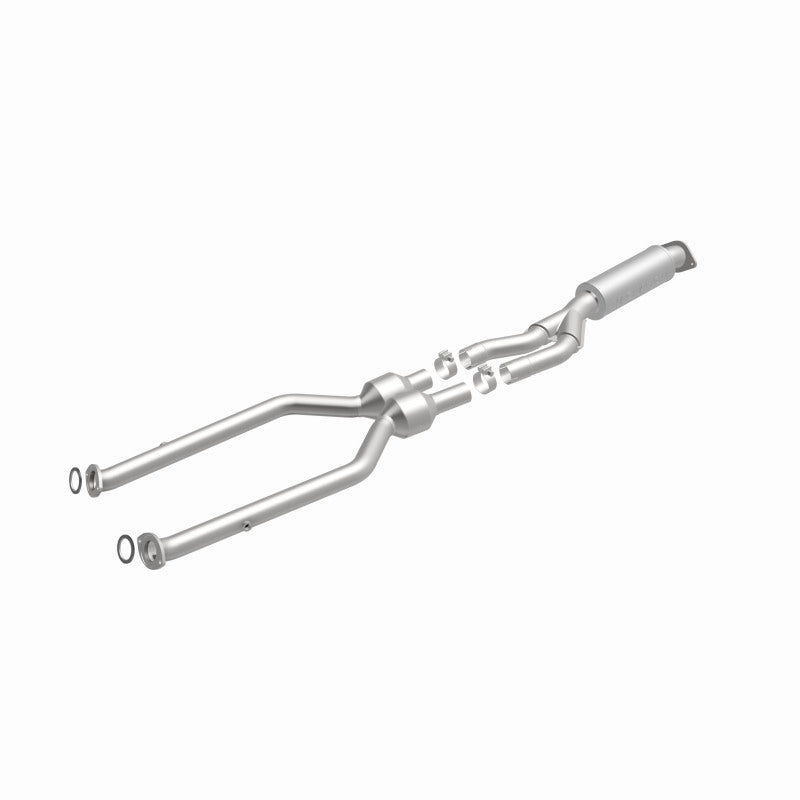 MagnaFlow Direct Fit Catalytic Converter 08-10 Lexus IS-F 5.0L