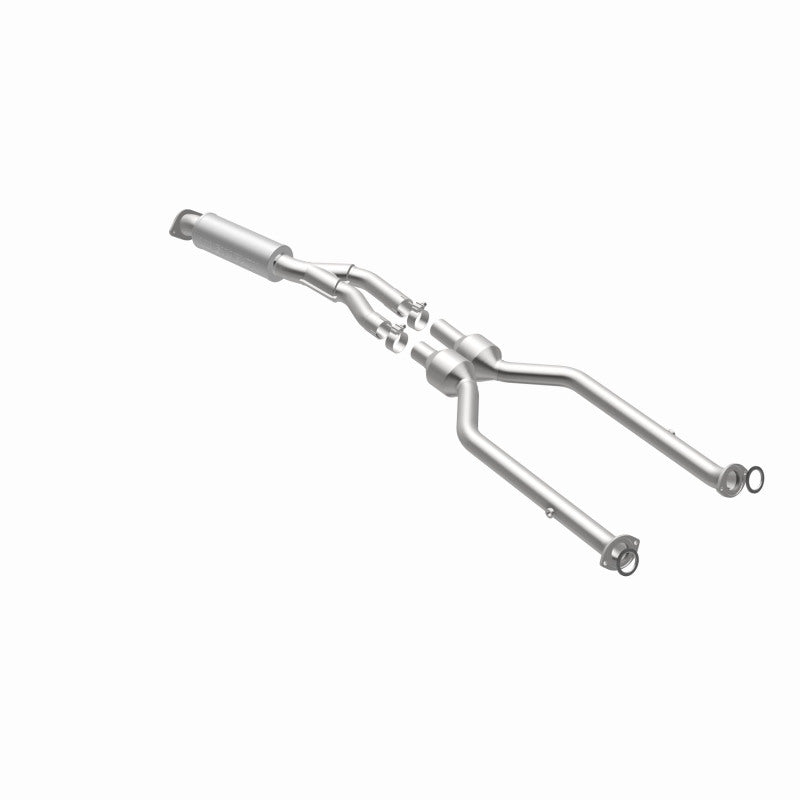 MagnaFlow Direct Fit Catalytic Converter 08-10 Lexus IS-F 5.0L