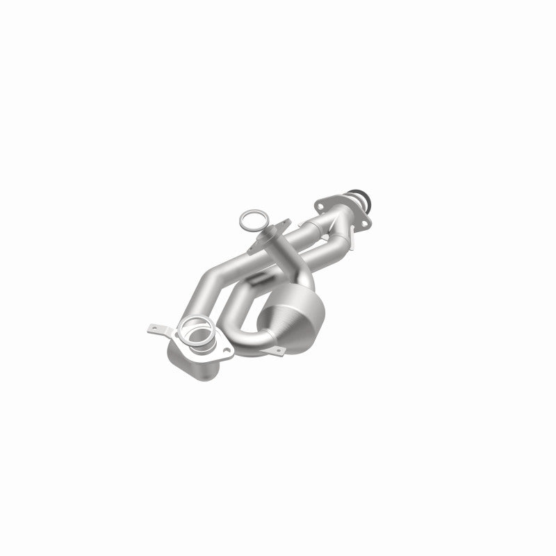MagnaFlow Direct Fit Catalytic Converter 01-03 Toyota Sienna 3.0L