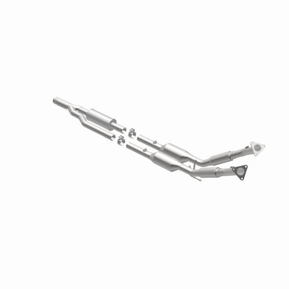 MagnaFlow Direct Fit Catalytic Converter 06- Audi A3 Quattro 3.2L