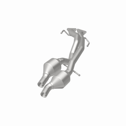 MagnaFlow Direct Fit Catalytic Converter 07-09 Audi Q7 3.6L Manifold