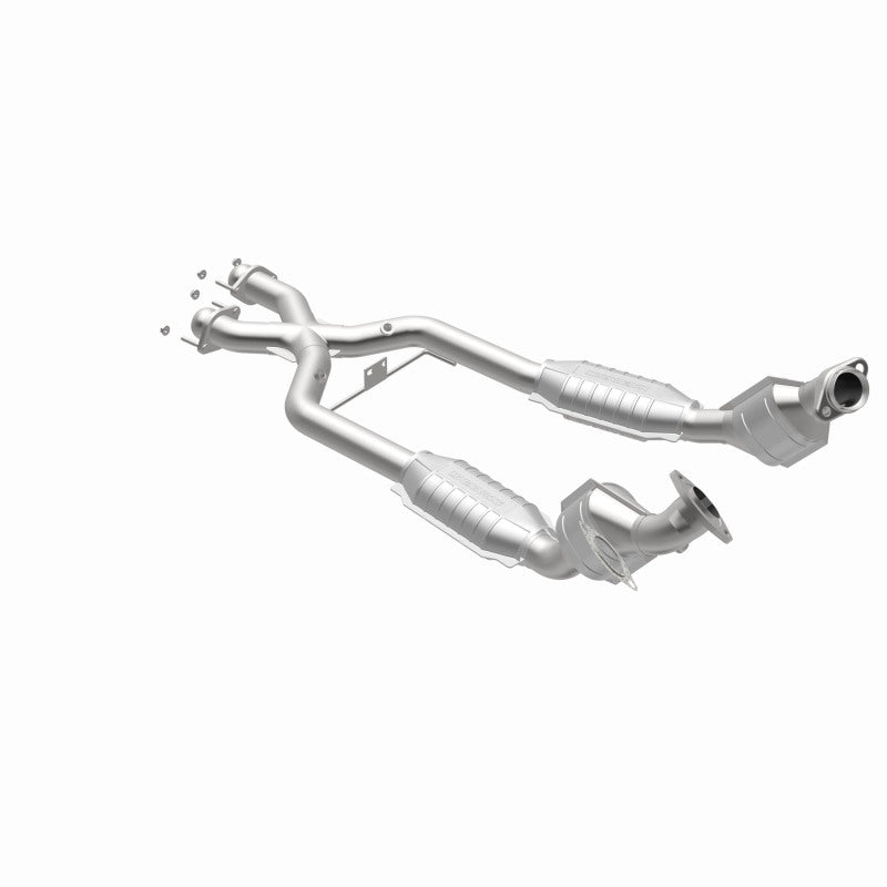 MagnaFlow Direct Fit Catalytic Converter 96-98 Ford Mustang 4.6L