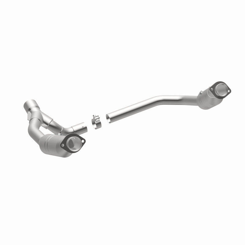 MagnaFlow Direct Fit Catalytic Converter 06-07 Ram 1500 4.7L Underbody