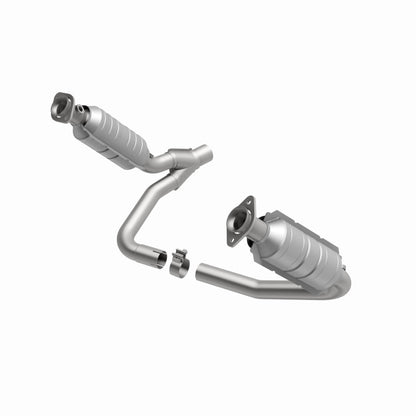 MagnaFlow 06 Mitsubishi Raider Direct Fit Catalytic Converter (California)
