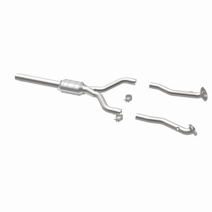 MagnaFlow Direct Fit Catalytic Converter 96-97 Lexus LS400 4.0L rear