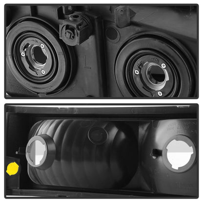 xTune Chevy Silverado 2500HD 03-06 Crystal Headlights w/ Bumper Lights HD-JH-CSIL03-AM-BSM-SET