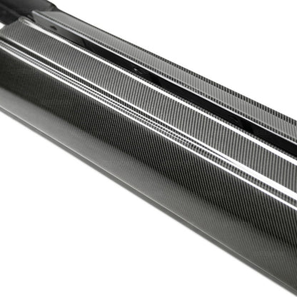 Seibon 09-10 Nissan GTR R35 OEM Style Carbon Fiber Side Skirts