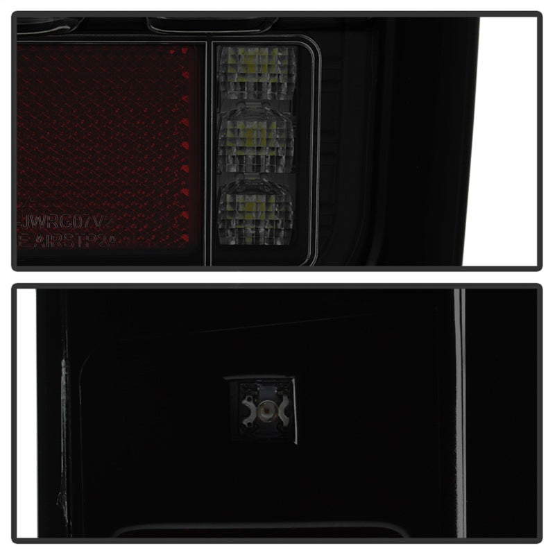 Spyder 07-16 Jeep Wrangler Version 2 Light Bar LED Tail Lights - Smoke (ALT-YD-JWA07V2-LBLED-BSM)