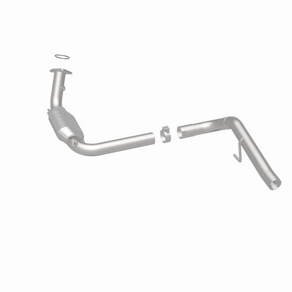 MagnaFlow Direct Fit Catalytic Conv 02-06 Cadillac Escalade / 02-06 GM Yukon (Inc Denali) 6.0L D/S