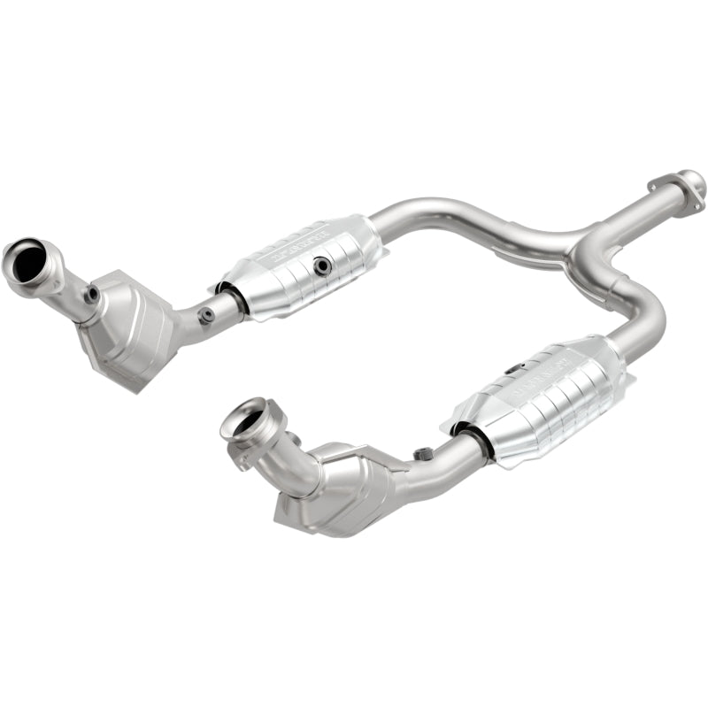 MagnaFlow Direct Fit Catalytic Converter 99-01 Mustang 3.8L 50S