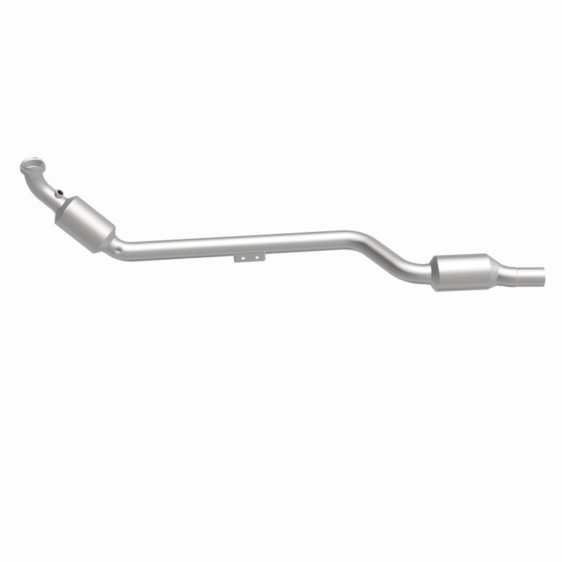 MagnaFlow Direct Fit Catalytic Converter 02-04 Mercedes C32 3.2L Passenger Side